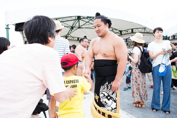 人気も抜群。「歓声は意外とよく聞こえます。ありがたいことです」(石浦)