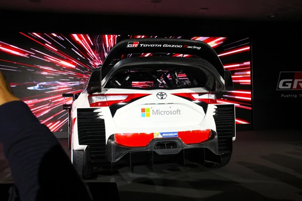 こちらが“文金高島田ウイング”。トヨタ自動車の嵯峨宏英専務役員は「甘いものではないが、時間をかけずに1勝を挙げたい」と報道陣にコメント