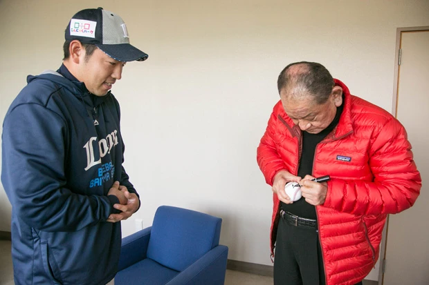 憧れの大投手である江夏豊氏から