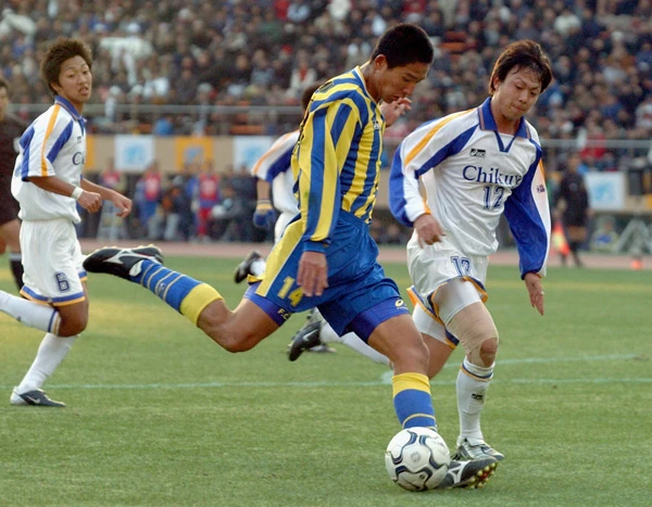 「練習が厳しくて入学後すぐに後悔した」という国見高校時代。“怪物”フィーバーを巻き起こした。