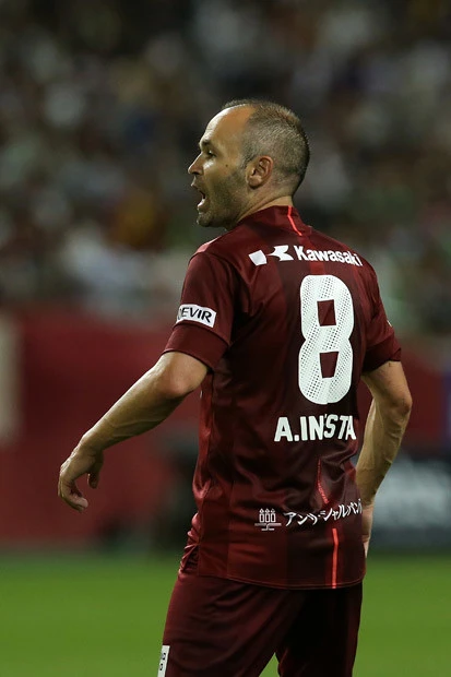 現在の「Jリーグフィーバー」のきっかけを作った神戸のイニエスタは、ロシアW杯の疲れを感じさせぬプレーを披露。あとは、ケガで離脱中の元ドイツ代表FWルーカス・ポドルスキの復帰を待つばかりだ