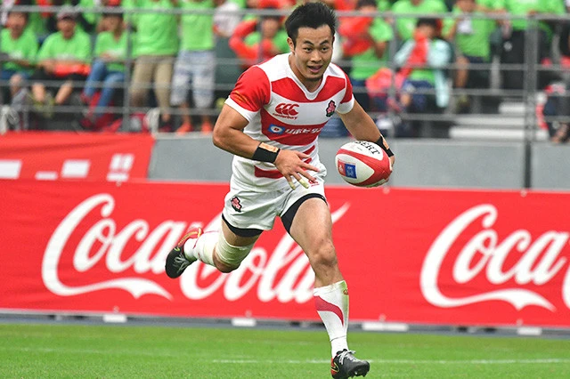 イタリアとのテストマッチ第1戦で、約60mの独走トライを決めたWTBの福岡。50m走5秒7のスピードスターは、先発出場が1試合のみに終わった前回W杯の雪辱を誓う