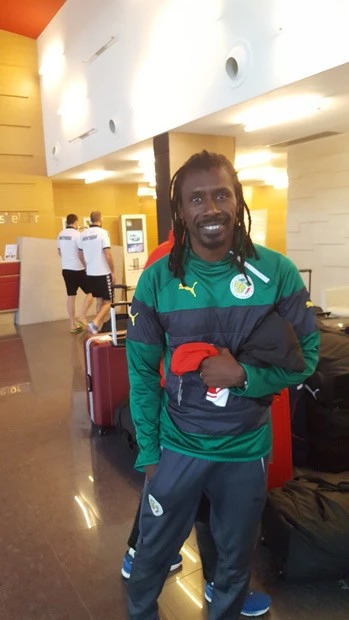 ドレッドヘアがイカすシセ監督。ベスト8進出の2002年日韓W杯では主将を務めた