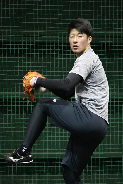 日ハム・吉田輝星は「大谷以上」、中日・根尾昂は「新聞バカ売れ」。高校生ドラ１コンビに早くも絶賛の声