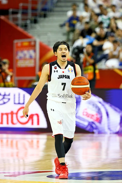 W杯でチームを鼓舞し続けた、川崎ブレイブサンダースの篠山。初のリーグ優勝に向け、頼れる司令塔のケガからの復帰が待たれる