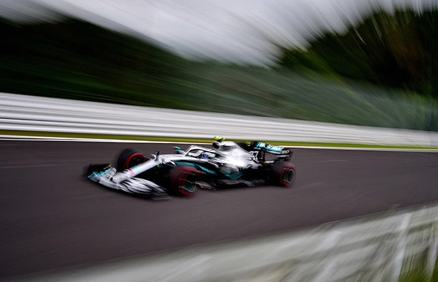 スタートで先頭に立ったボッタスは、一度もポジションを譲ることなくレースをリード(撮影/池之平)