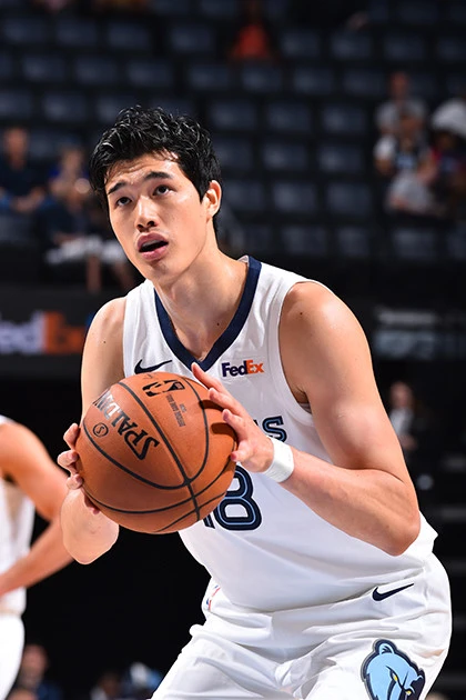 プレシーズン戦で出場機会に恵まれなかった、グリズリーズの渡邊。本人も「焦りはある」としながら、時間をかけてシュート練習を行なうなど、準備に余念はない