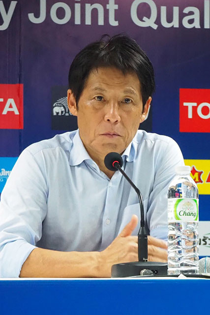 ｗ杯２次予選で格上ｕａｅを撃破 タイ代表を率いる西野朗監督の現在地 スポーツ ニュース 週プレnews 週刊プレイボーイのニュースサイト