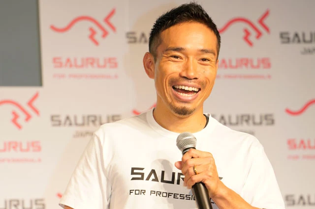 長友佑都がＳＡＵＲＵＳイベントでＷ杯へ意気込み「家族がいなければ、目指そうとは思わなかった」