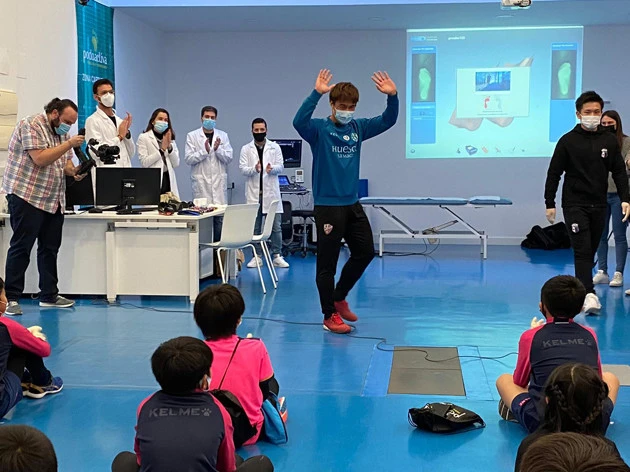 ウエスカ育成機関の責任者が語る、岡崎慎司がチームにもたらした変化