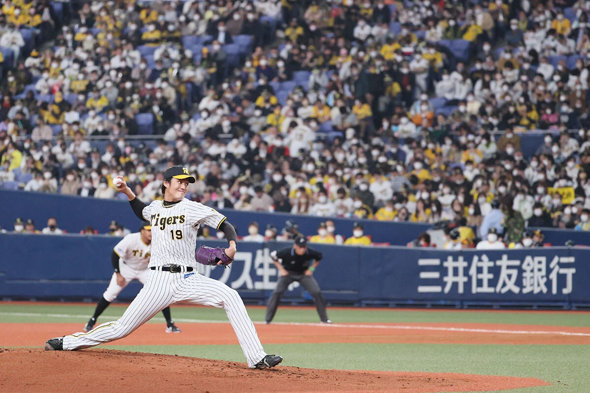 今季、2年連続で開幕投手を務めた藤浪。8月には先発として477日ぶりの勝利を挙げた