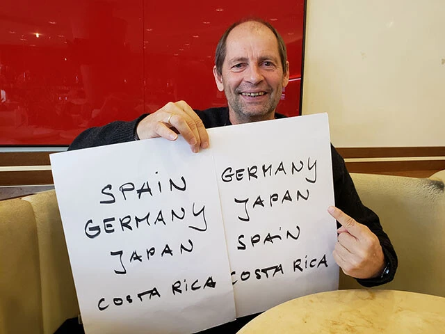 かつて京都や浦和の監督を務めるなど日本でもおなじみの指導者、ゲルト・エンゲルス氏