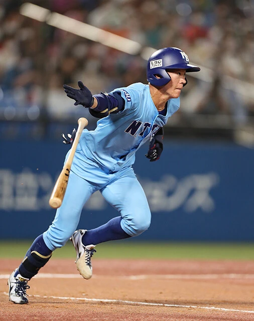 矢澤宏太（日本体育大）　外野手と投手の二刀流。どちらで大成するか