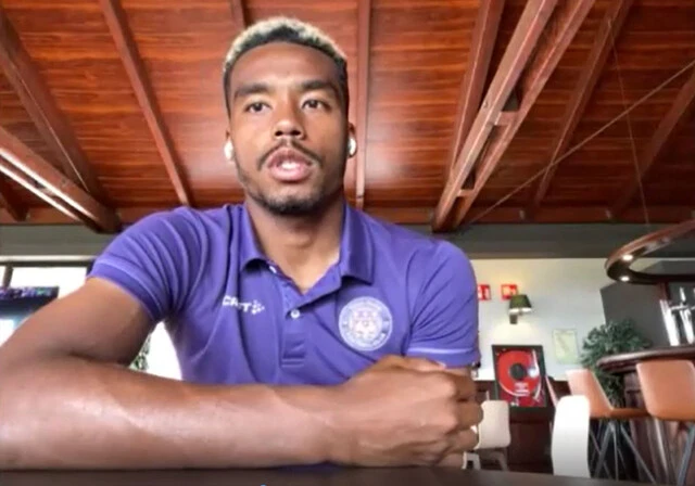 オナイウ阿道 1995年生まれ、埼玉県出身。千葉、浦和、山口、大分、横浜FMを経て、昨年7月、トゥ―ルーズ(当時フランス2部)に加入。日本代表3試合出場3得点。180cm、75kg