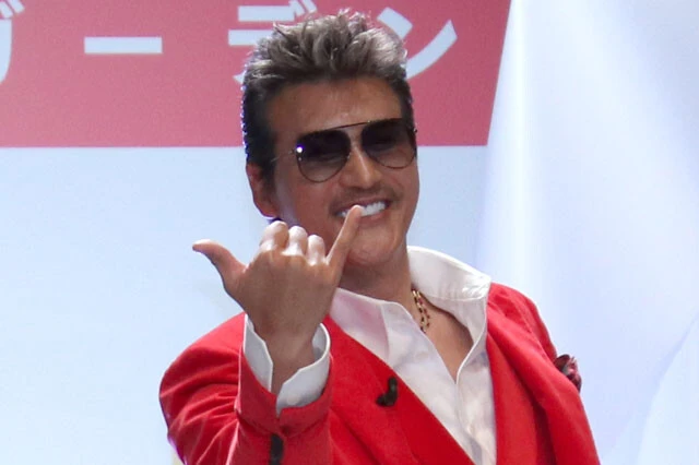 新庄剛志がガーデンのアンバサダーに就任「人に喜んでもらえることがパワーの源。開幕戦はドえらいことをするので楽しみに」