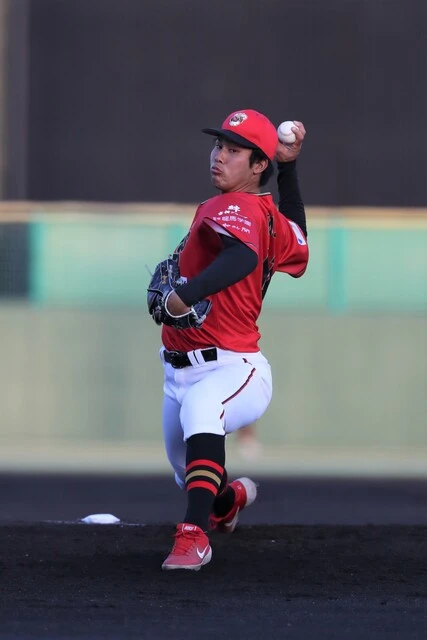 高知時代の藤井皓哉(高知ファイティングドッグス提供)