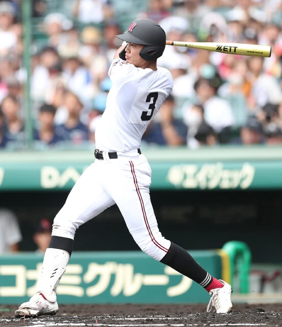 真鍋 慧(広陵・広島) 打撃不振に苦しんだが、守備では内野だけでなく外野の線もあり注目