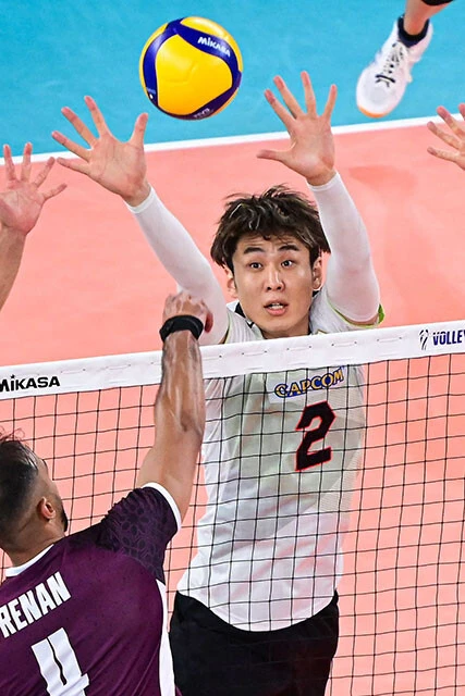 【MB2】サントリーサンバーズ 所属/小野寺太志/1996年2月27日生まれ(27歳)/身長202cm/体重98kg