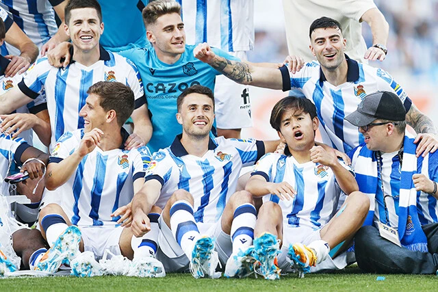 スペイン語が堪能なだけでなく、「スペイン人よりもスペイン人らしい」という明るくオープンな性格で、チームにも受け入れられている