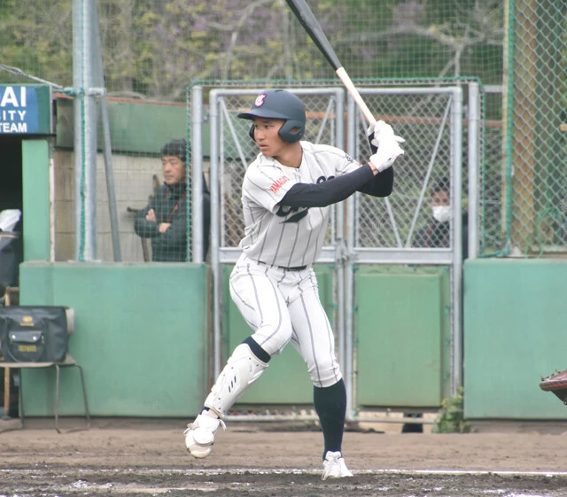 「プロでも二刀流」を目標にする山形中央の武田。侍ジャパンU-18合宿で、名将・馬淵史郎監督も絶賛した天才肌の選手だ