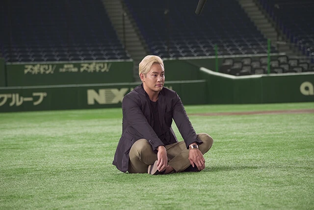 オカダのインタビューは猪木の引退試合が行われ、自身も何度もメインイベントに立ってきた東京ドームで収録された