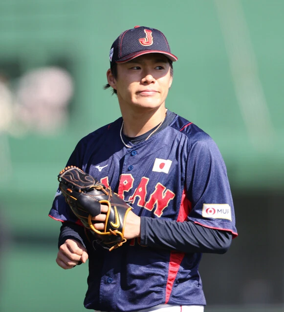 ダルビッシュと共に投手陣の中心を担う山本。渡米後の準決勝・決勝でダルと大谷が先発するなら、切り札としてリリーフに回るかも?