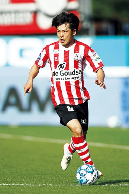 斉藤光毅（FW／スパルタ・ロッテルダム［オランダ］）2001年8月10日生まれ、東京都出身。身長170㎝。18年、J2（当時）の横浜FCで16歳にしてデビュー。現在は期限付き移籍により、オランダのエールディビジ・スパルタでプレー。緩急をつけたドリブル、得点能力に優れたサイドアタッカー（写真／ANP Photo/アフロ）