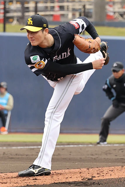 髙橋純平（ソフトバンク 投手 26歳）15年ドラフトで3球団競合。〝金の卵〟として大いに期待されたが故障や制球難に苦しみ、1軍戦力となれたのは45試合3勝2敗17ホールドの19年と、21年の開幕直後だけだった