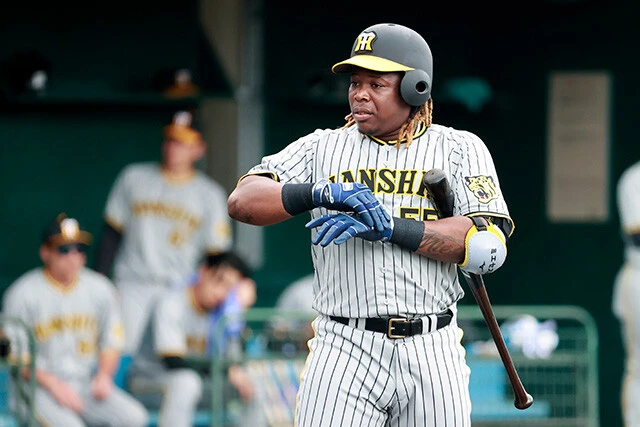 ■ミエセス　Johan Mieses［阪神］　 評 価【E】　 27歳／出身：ドミニカ／前所属：レッドソックス傘下マイナー　 外野手／右投右打／【年俸】6800万円　 「パワーは◎だが緩急に弱い。外野守備は草野球並み。スタメンは難しいのでは」。東京五輪ドミニカ代表で元阪神の呉昇桓から本塁打