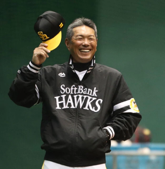 藤本博史前監督から引き継いだ小久保裕紀新監督