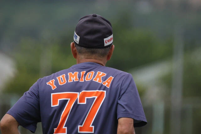 「77」は愛媛MPの永久欠番。弓岡だけが背負える番号だ