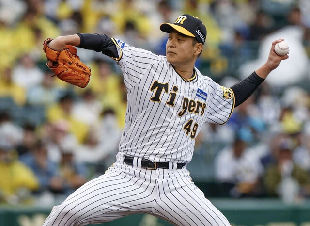 阪神に移籍した大竹はソフトバンク時代、5年で10勝9敗1ホールド。しかし今季はボールに力強さが増し、開幕5連勝で先発陣の牽引役に