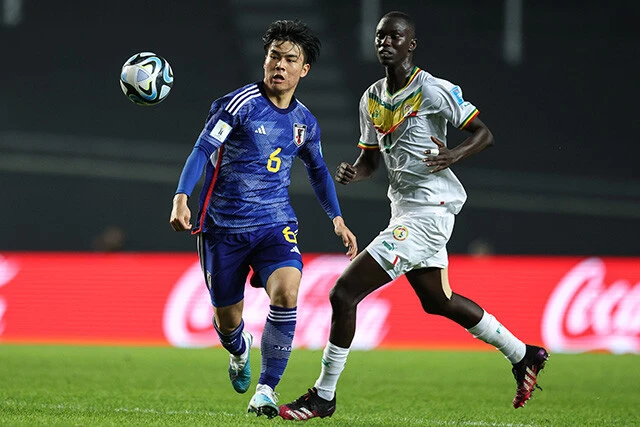 サガン鳥栖からバイエルン・ミュンヘンに引き抜かれた俊英、福井太智。ボランチとして攻守両面で貢献度の高いプレーを披露した