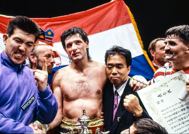 「おらが村の大将」が乱立していたキックボクシング界のタブーを打ち破った「第1回K-1」のインパクト【新連載・1993年の格闘技ビッグバン！】