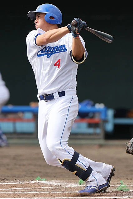 鵜飼航丞(中日ドラゴンズ・外野手・25歳)右の大砲候補としてドラフト2位で入団するも、過去2年は1軍で結果を残せていない。今季は勝負の年だが、いまだ1軍に昇格できない状態が続く