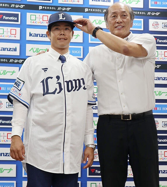 巨人からトレードで加入した松原。早速、新天地で1番ライトでスタメン出場を重ねている