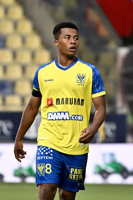 キャプテンとして攻守で奮闘したMF藤田譲瑠チマ。以前からプレミアリーグへの移籍希望を公言している