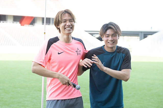 板倉（左）と福田（右）