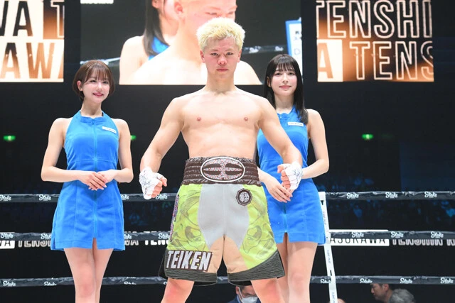 ノックアウトシーンは見られなかったが、転向3戦目で初のKO(TKO)勝ち。試合前に宣言した「KOする詐欺はしない」を有言実行した