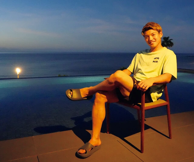 宮崎はガンバ大阪時代の春季キャンプで訪れた思い出の地。「自主トレの場所は毎年変えようと思っていたけど、宮崎が良すぎて悩みますね」(堂安選手)