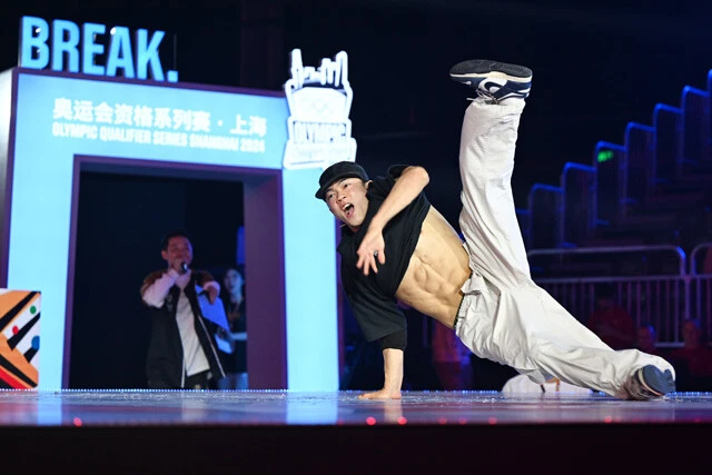 19歳のHIRO10は勢いがある新星。驚異の身体能力で魅せる大技を武器に、多くの国際大会を制して代表の座を射止めた