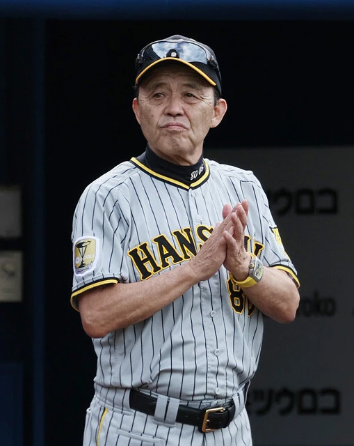 2年連続の優勝は逃したが、2位に滑り込んだ阪神・岡田監督