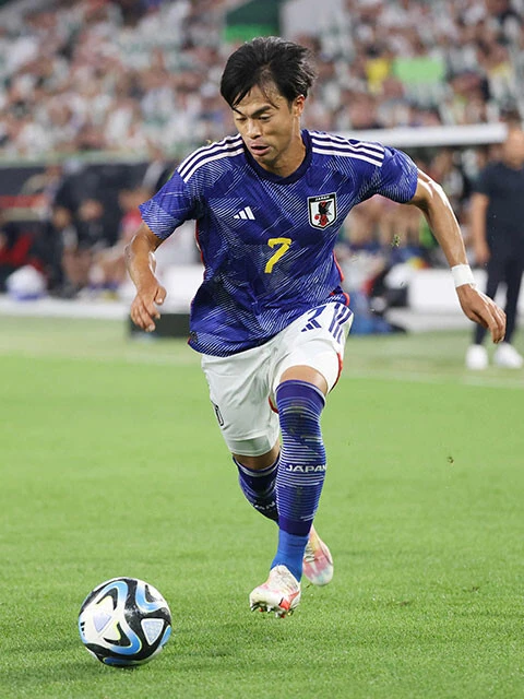 開幕戦でゴール、第2節でアシストを決めた三笘。好調を維持したまま最終予選を迎える