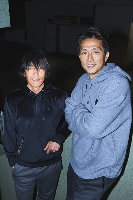 中村俊輔氏（左）と福西崇史氏（右）