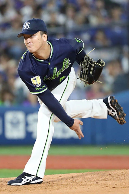 吉村貢司郎(東京ヤクルトスワローズ)「今季は持ち味である『振り子投法』の威力を取り戻し、球威が復活」(お股ニキ氏)
