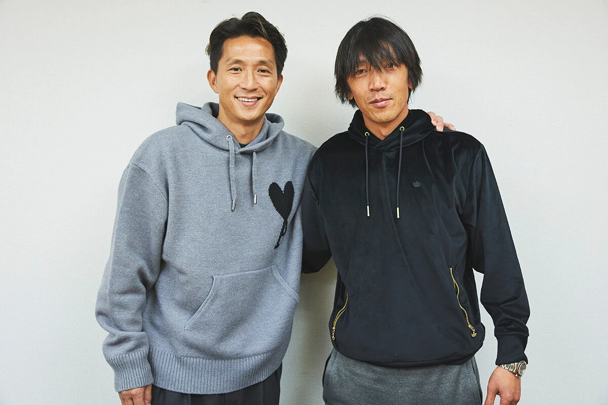 対談を行った中村俊輔氏(右)と福西崇史氏(左)