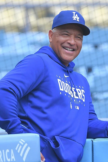 チームを率いるのは、就任以来、昨年までの8シーズンで地区優勝7回を誇る名将デーブ・ロバーツ監督