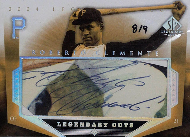 テッシー氏所有。3000本安打を達成した1972年のオフ、ニカラグアの地震被災者へ救援物資を届ける際に飛行機事故で非業の死を遂げたプエルトリコの英雄ロベルト・クレメンテのサイン入りカード