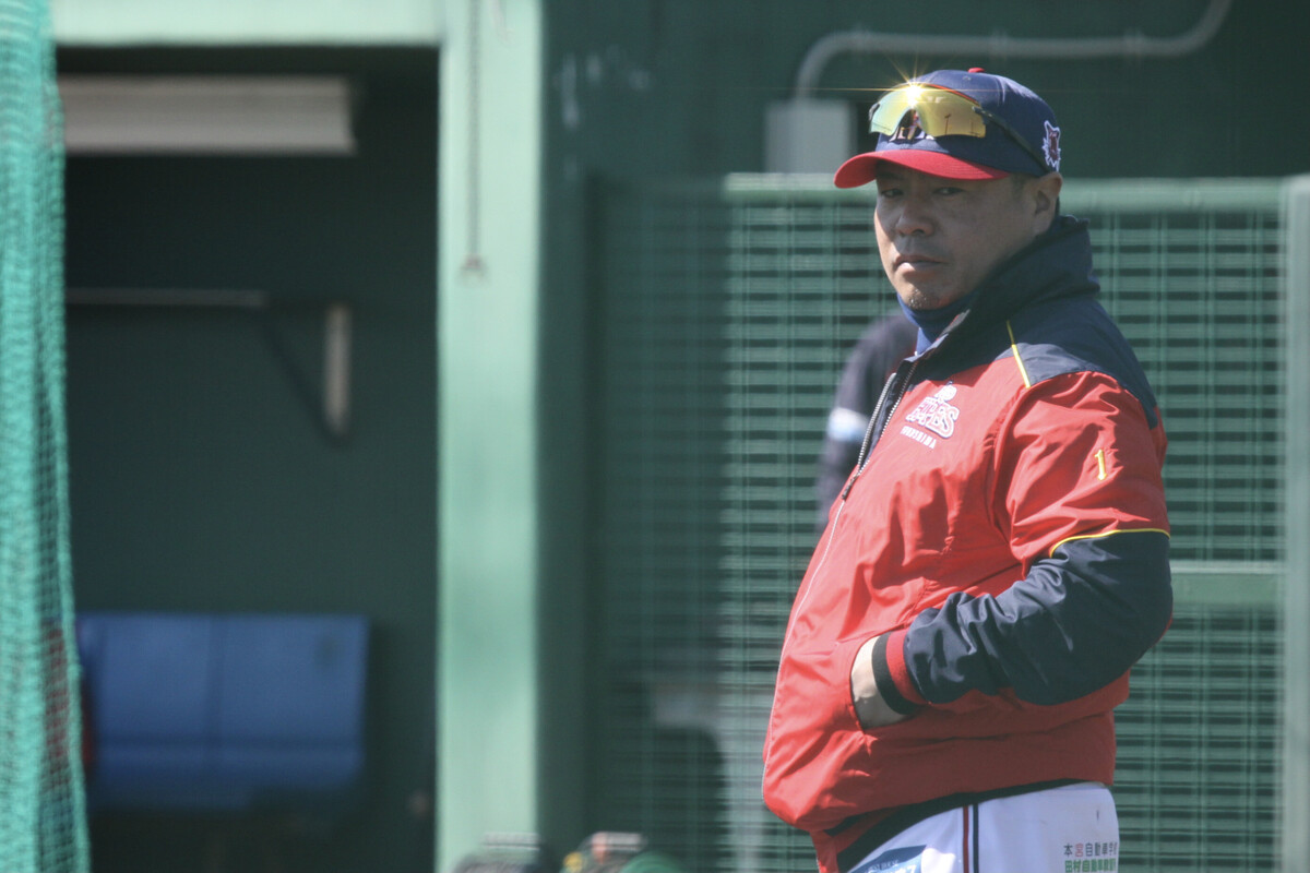 今年で45歳になった岩村明憲は、野球への変わらぬ愛情を胸に福島の地で戦い続けている