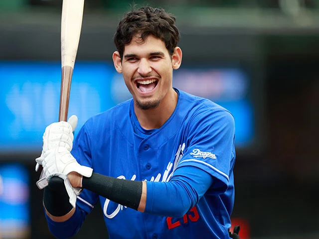 【育成契約】ロドリゲス［中日］21歳／キューバ／前所属：キューバリーグ／内野手／右投右打／【年俸】1000万円／キューバでのテストに合格し入団。立浪監督の＂推し＂で一気に支配下登録→ショート定位置獲得も？　だが打撃は非力で、タイプとしては渋い【評価：B】